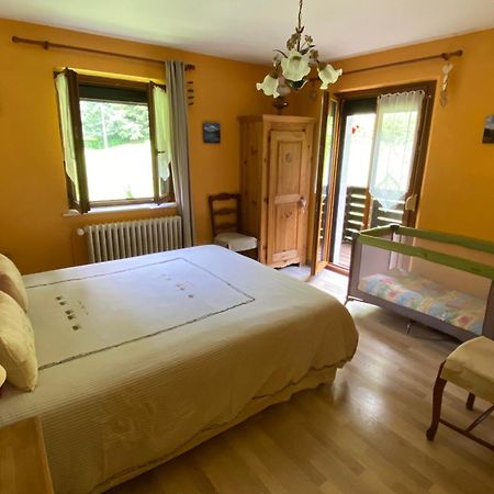 Chambres D'Hotes Des Cascades St-Nicolas 克吕特 外观 照片