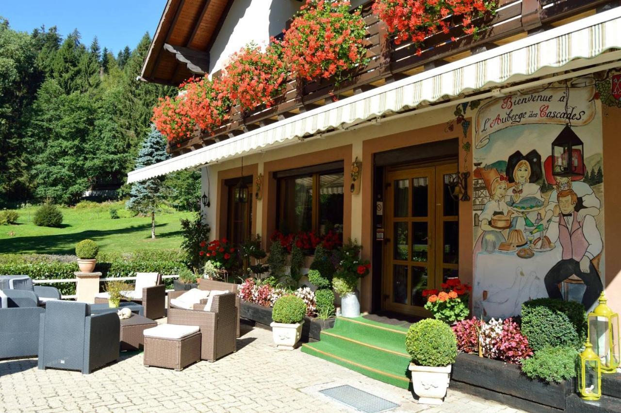Chambres D'Hotes Des Cascades St-Nicolas 克吕特 外观 照片